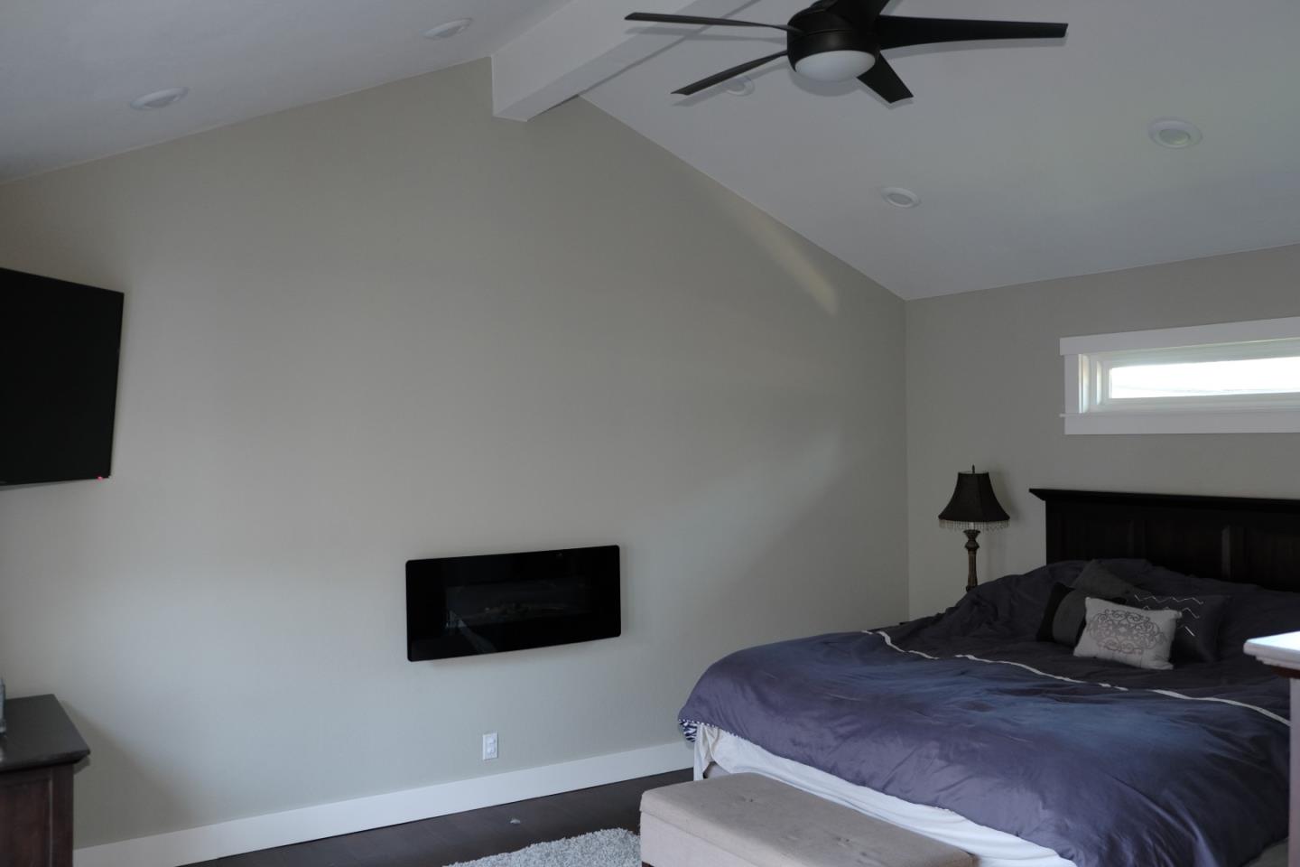 12486 Sumner Drive Saratoga, CA 95070 - Photo 25 of 41