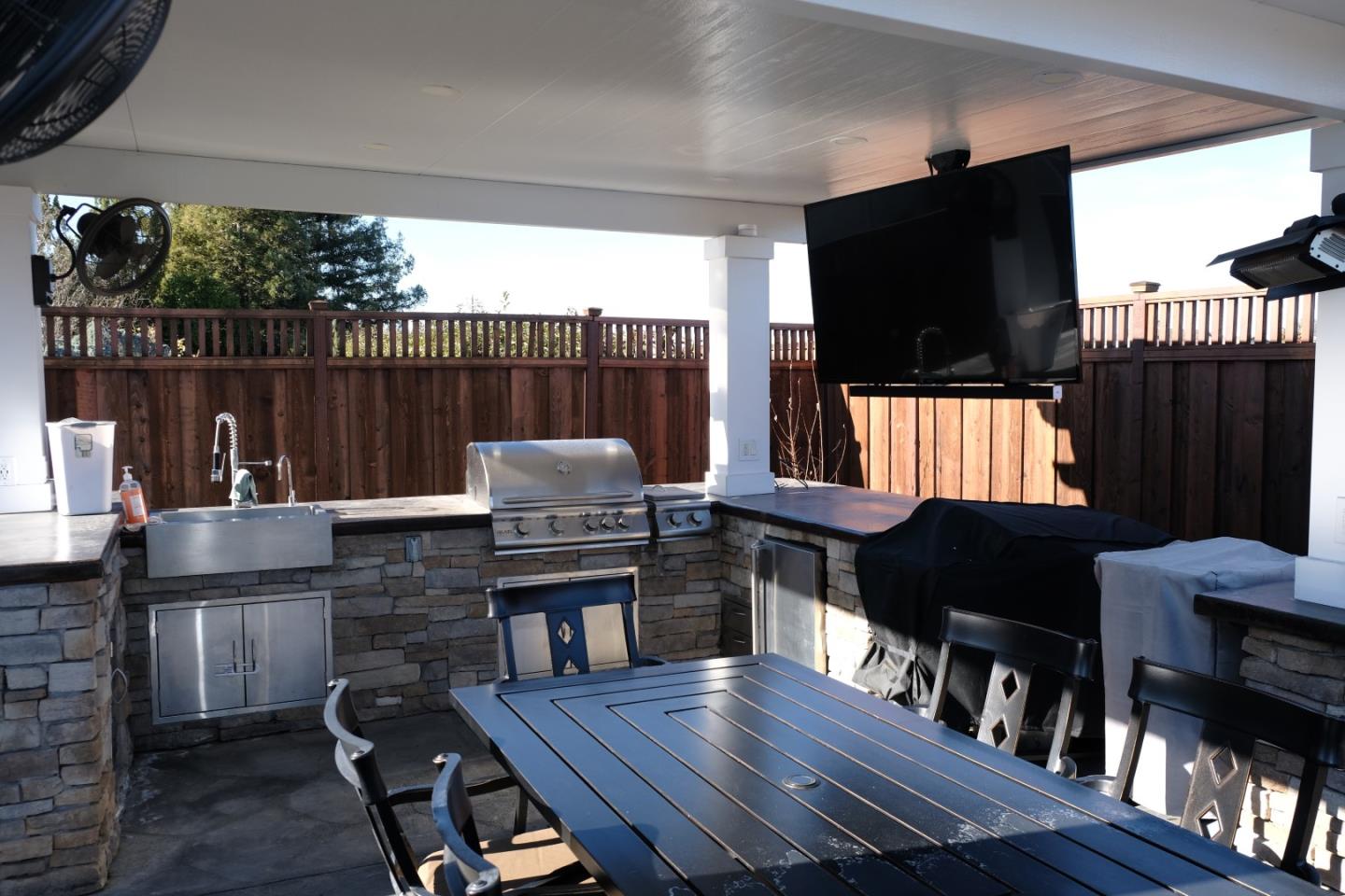 12486 Sumner Drive Saratoga, CA 95070 - Photo 32 of 41