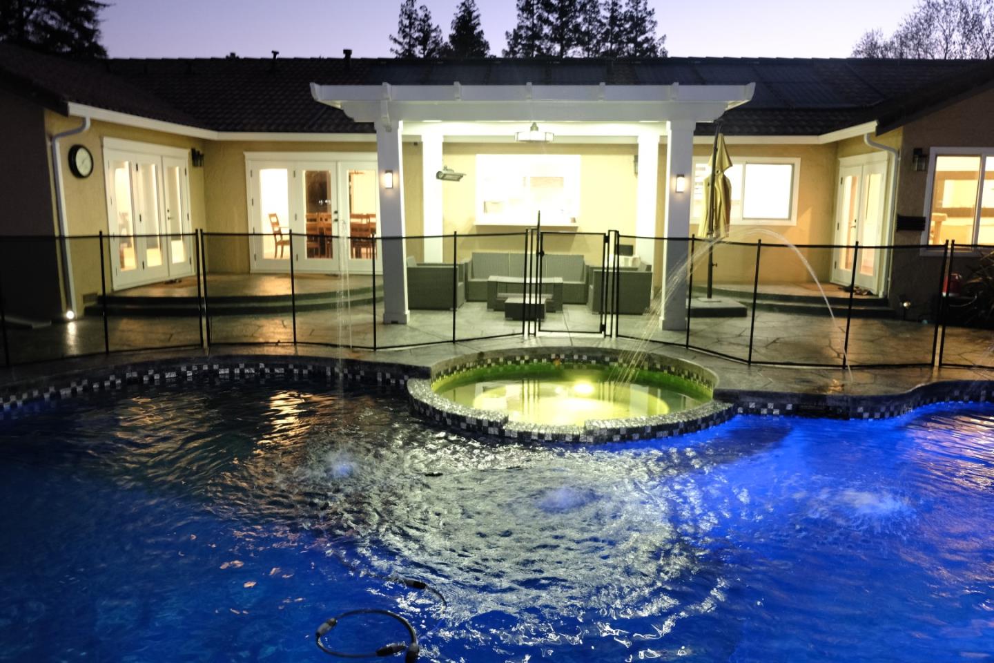 12486 Sumner Drive Saratoga, CA 95070 - Photo 38 of 41