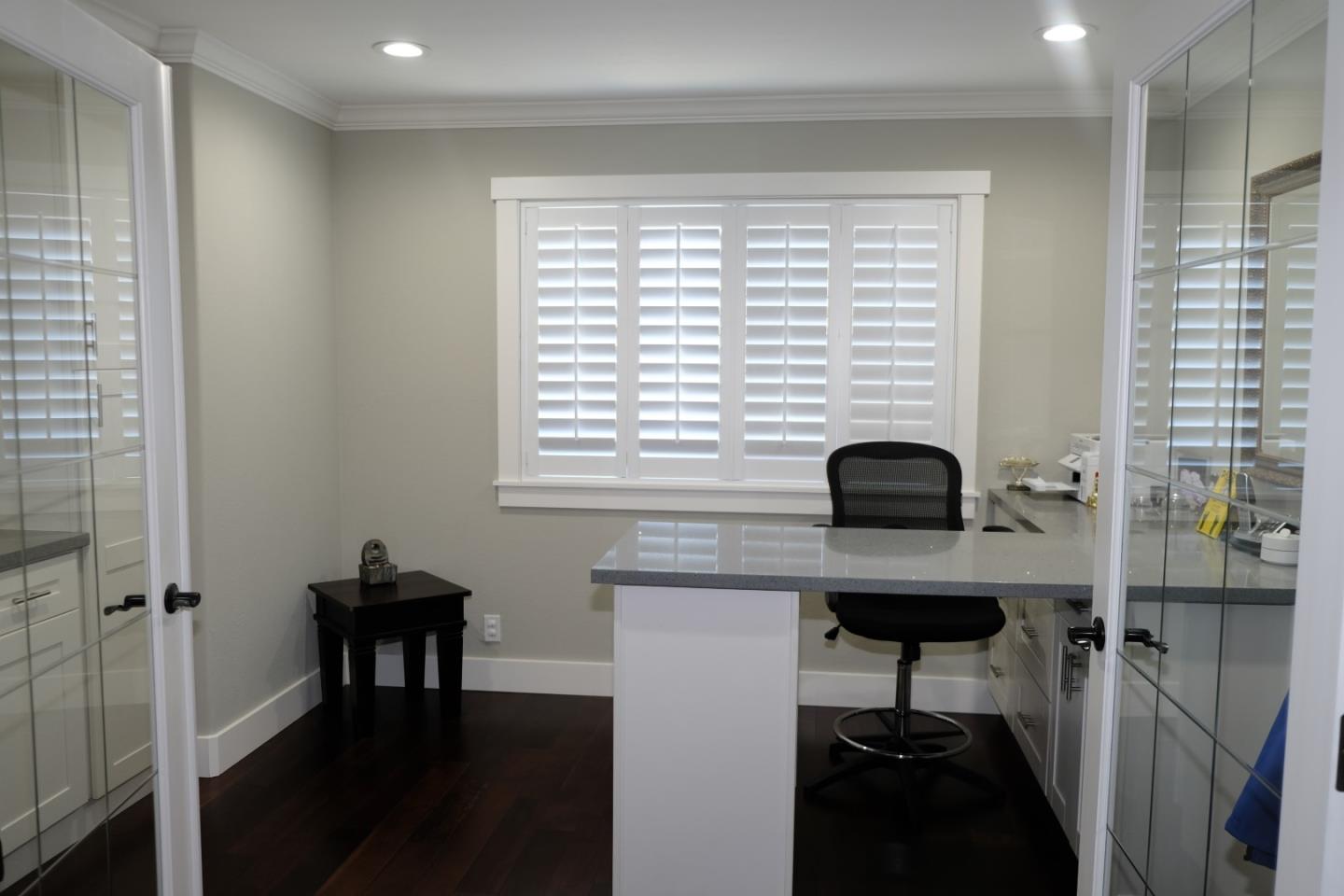 12486 Sumner Drive Saratoga, CA 95070 - Photo 9 of 41