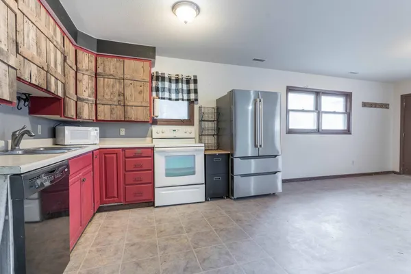 $345,000 | 25838 230th Avenue, Fergus Falls, MN 56537