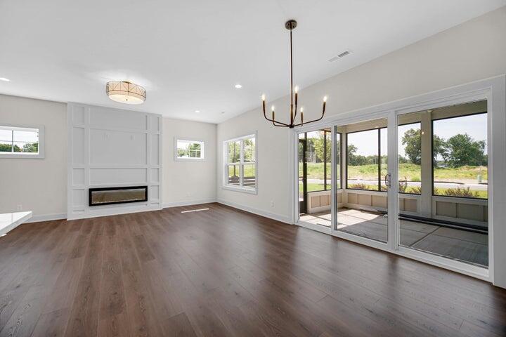 20 Moorebrooke Road Michigan City, IN 46360 - Photo 6 of 23 720x480