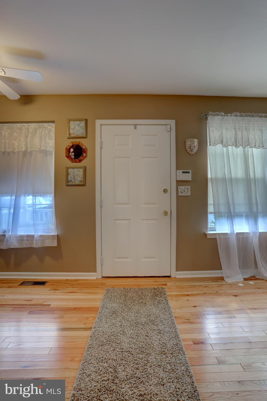 2959 Aster Lane Lititz, PA 17543 - Photo 4 of 22 Gallery Image 4