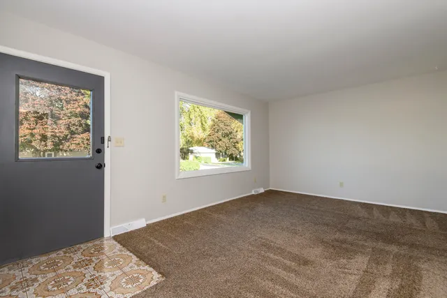 $314,900 | 5970 South 34th Street, Greenfield, WI 53221