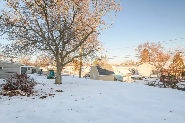 $314,900 | 5970 South 34th Street, Greenfield, WI 53221