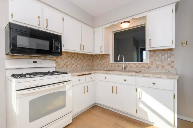 $314,900 | 5970 South 34th Street, Greenfield, WI 53221