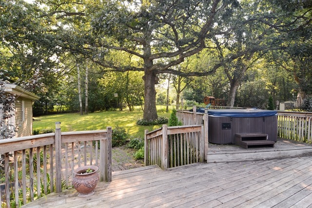 268 Vista Road Lake Zurich, IL 60047 - Photo 12 of 15