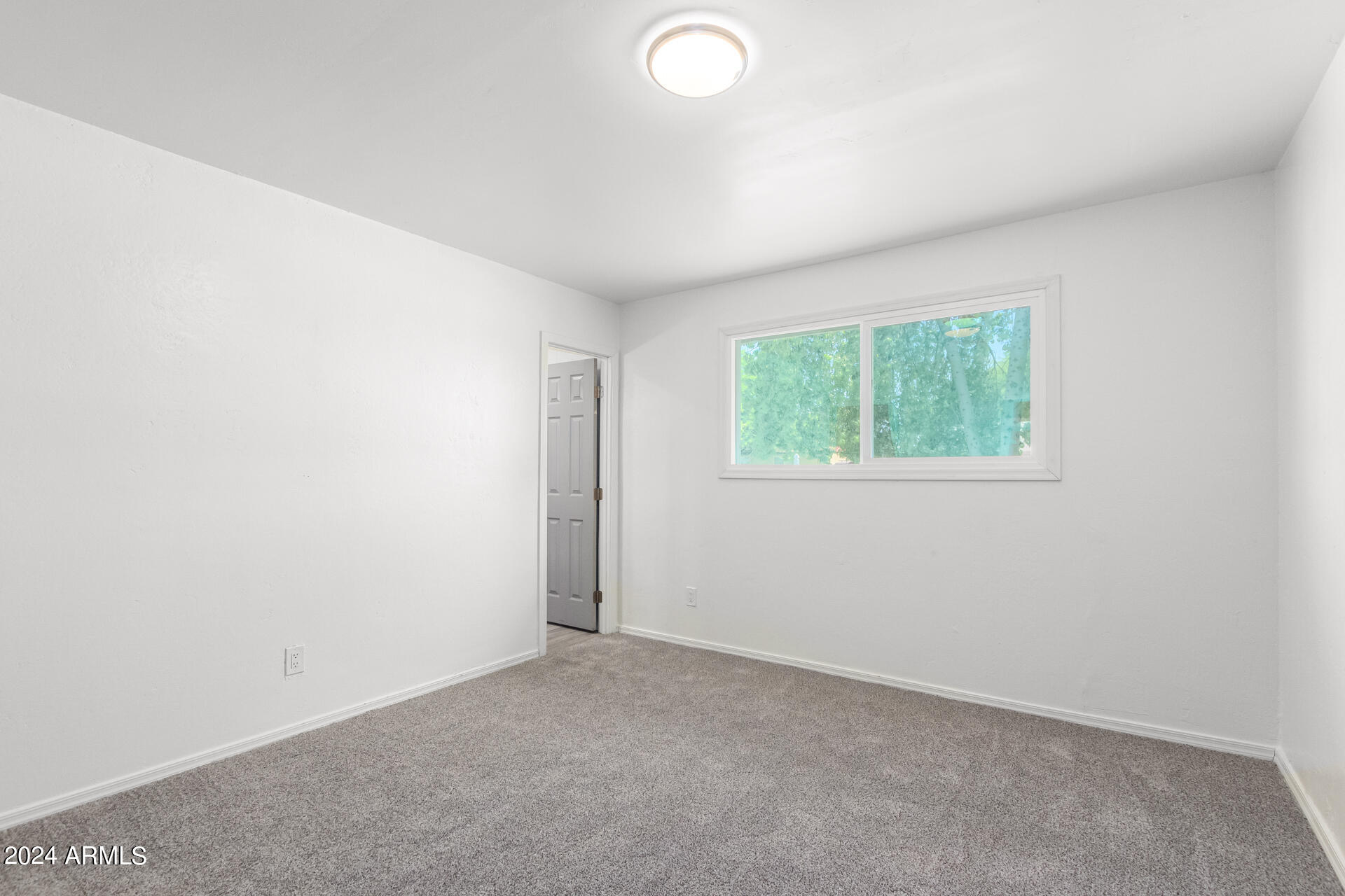 8248 West Piccadilly Road Phoenix, AZ 85033 - Photo 16 of 28 17-Piccadilly