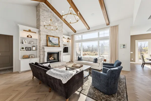$1,999,900 | 20285 Newport Lane, Brookfield, WI 53045