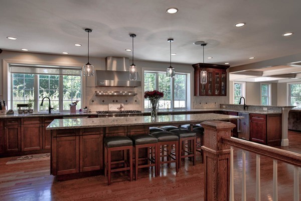 296 Davis Road Bedford, MA 01730 - Photo 2 of 30 Gallery Image 2