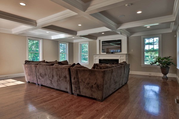 296 Davis Road Bedford, MA 01730 - Photo 7 of 30 Gallery Image 7