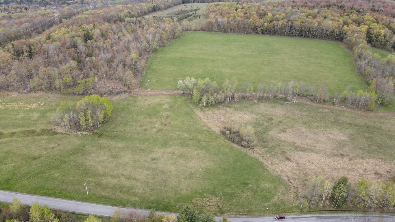 249 Rabbit Path Road Maine, NY 13802 - Photo 5 of 26 Gallery Image 5
