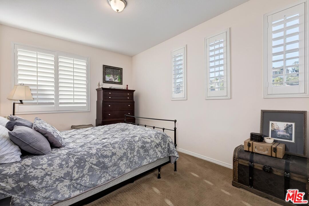 23834 Rio Ranch Way Valencia, CA 91354 - Photo 25 of 37