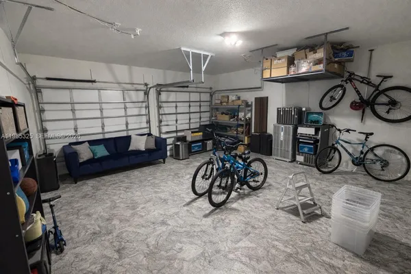 $3,650 | 7031 Southwest 165th Avenue, Miami, FL 33193