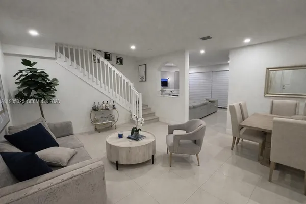 $3,650 | 7031 Southwest 165th Avenue, Miami, FL 33193