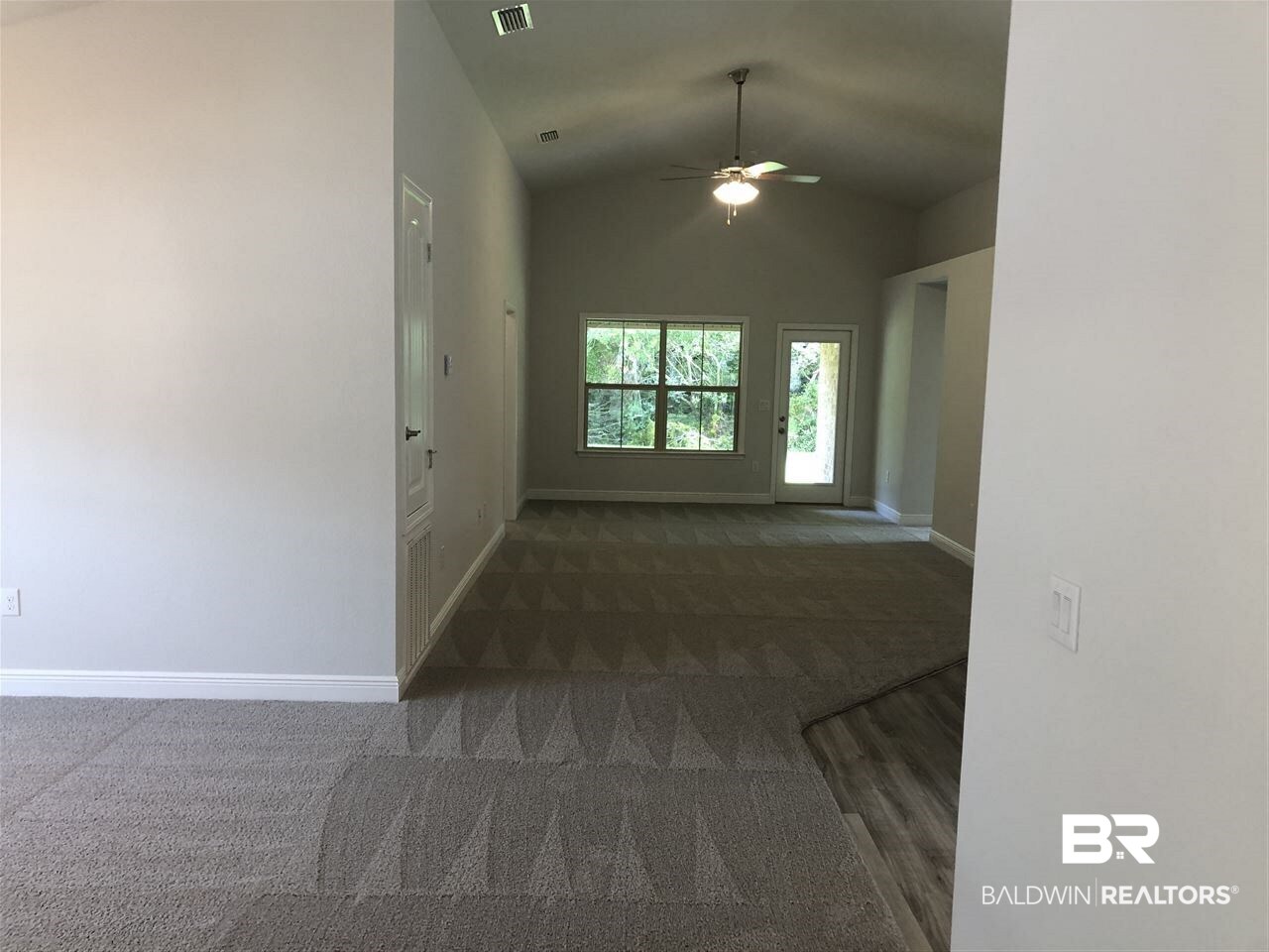 14567 Silveroaks Loop Silverhill, AL 36576 - Photo 7 of 36
