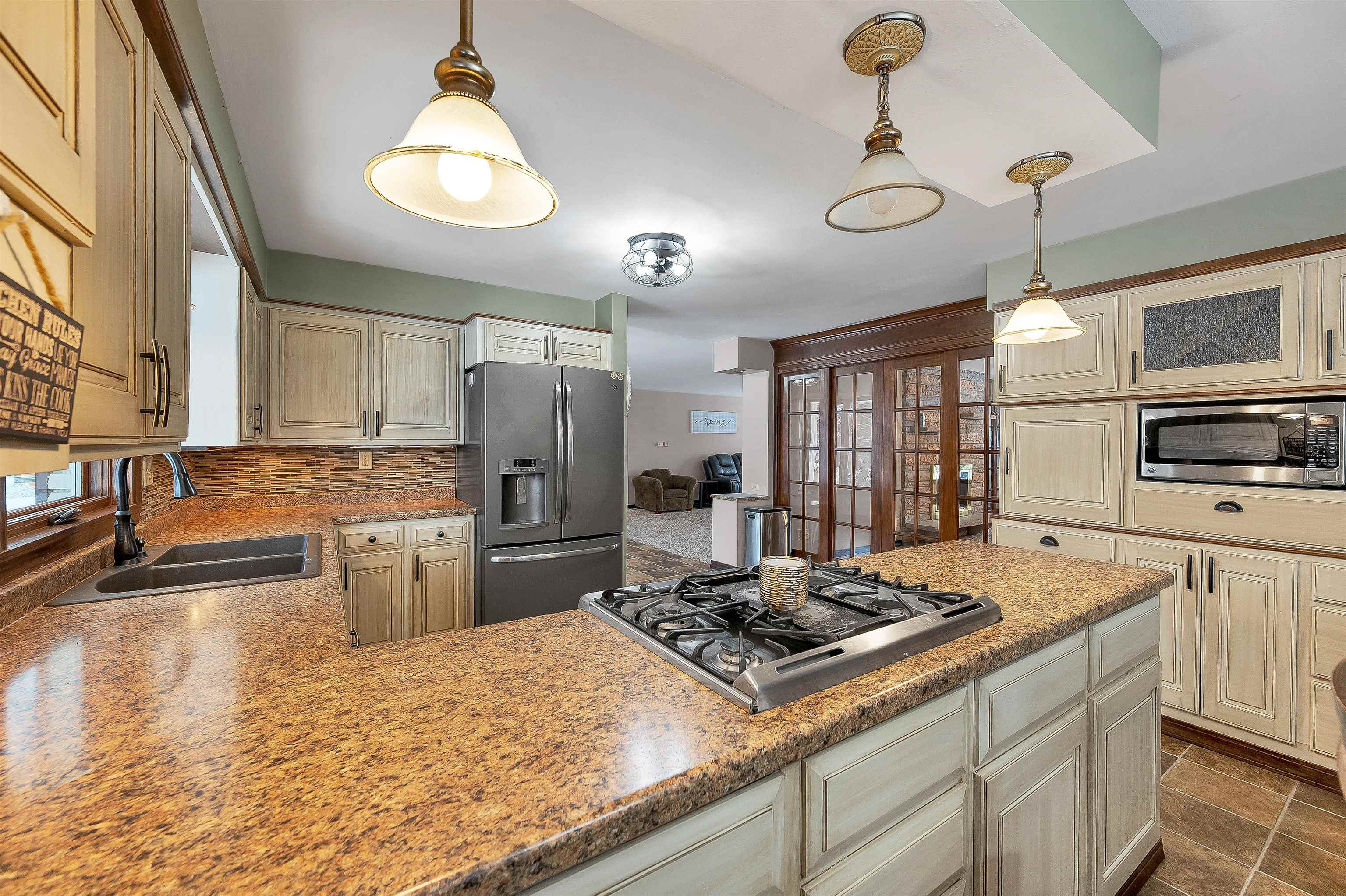 2780 South Ridge Road Green Bay, WI 54304 - Photo 13 of 64