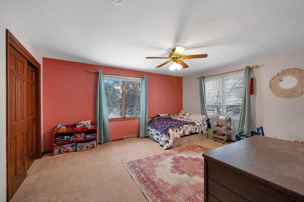 $369,900 | 2780 South Ridge Road, Green Bay, WI 54304