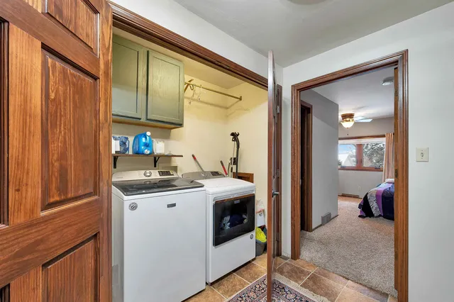 $369,900 | 2780 South Ridge Road, Green Bay, WI 54304