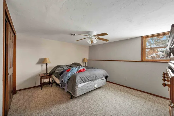 $369,900 | 2780 South Ridge Road, Green Bay, WI 54304