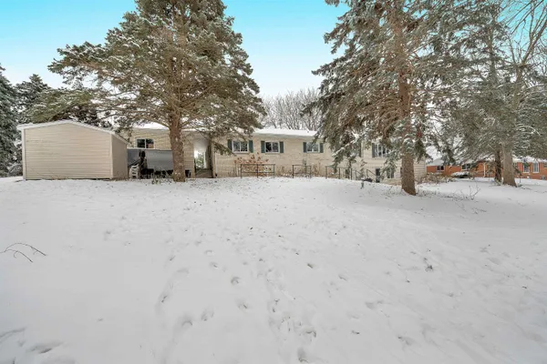 $369,900 | 2780 South Ridge Road, Green Bay, WI 54304
