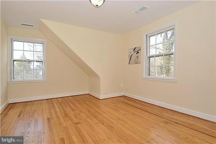 700 Notley Road Silver Spring, MD 20904 - Photo 16 of 30 Bedroom