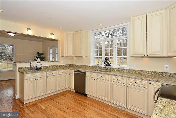 700 Notley Road Silver Spring, MD 20904 - Photo 6 of 30 Kitchen