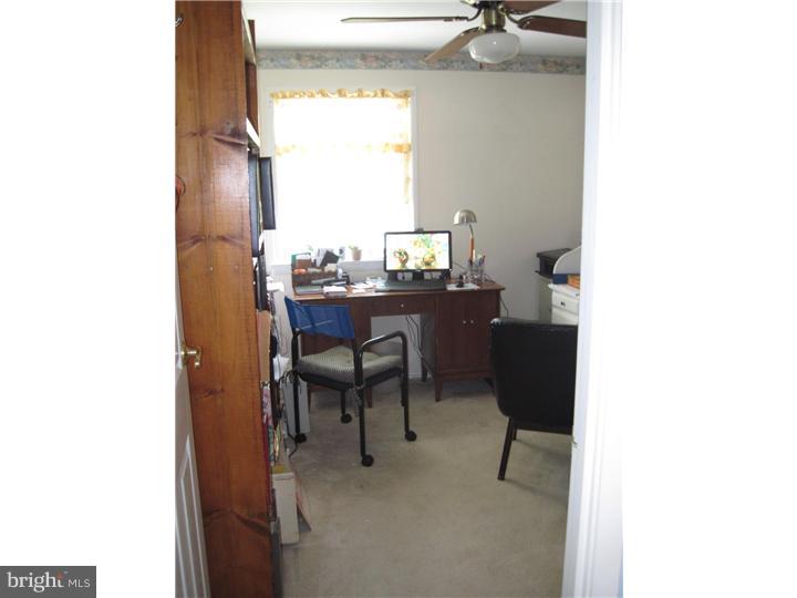 12307 Wyndom Road Philadelphia, PA 19154 - Photo 12 of 17 Bedroom 2