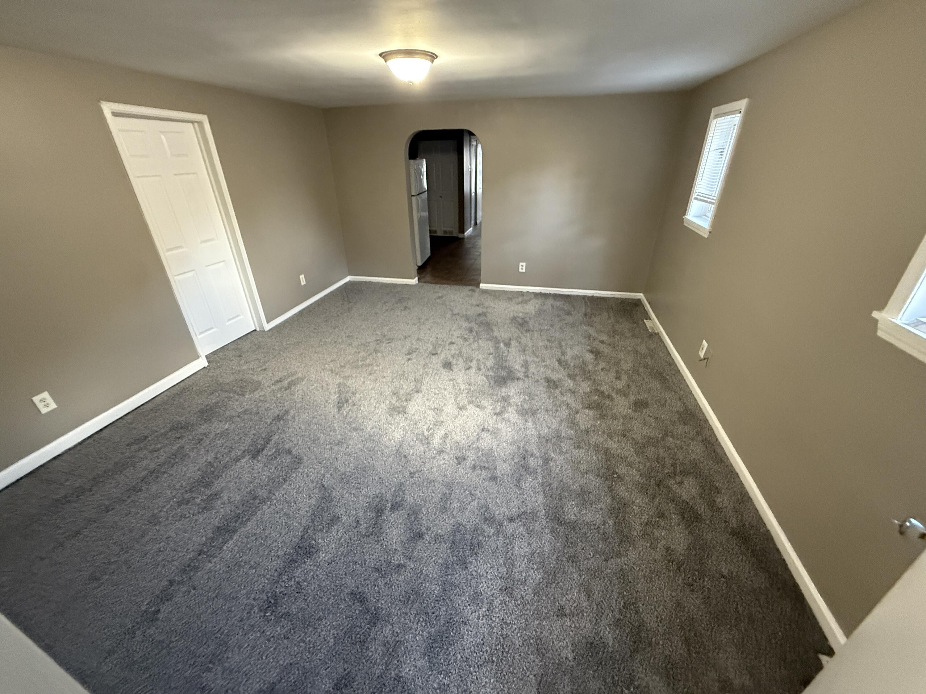 2216 Goulson Avenue Warren, MI 48091 - Photo 4 of 12 IMG_9838