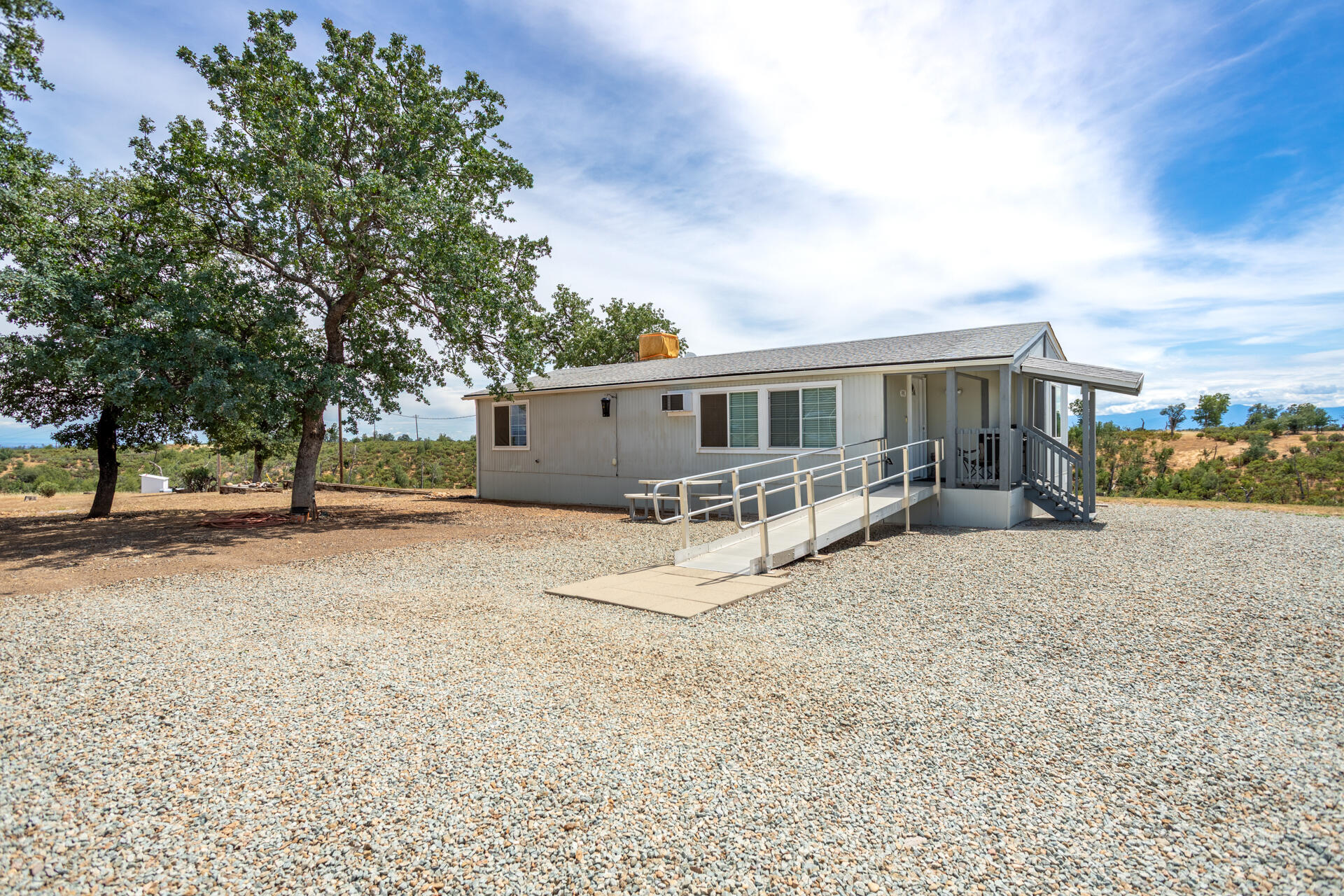 14853 Cobblestone Lane Anderson, CA 96007 - Photo 3 of 30 IMG_2242-HDR