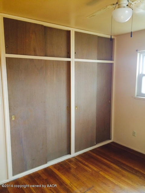5008 Parker Street Amarillo, TX 79110 - Photo 11 of 18 bedroom closet