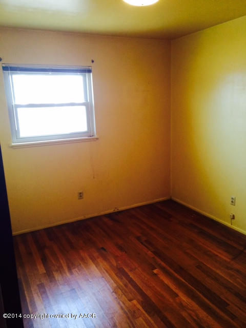 5008 Parker Street Amarillo, TX 79110 - Photo 8 of 18 Bedroom #1