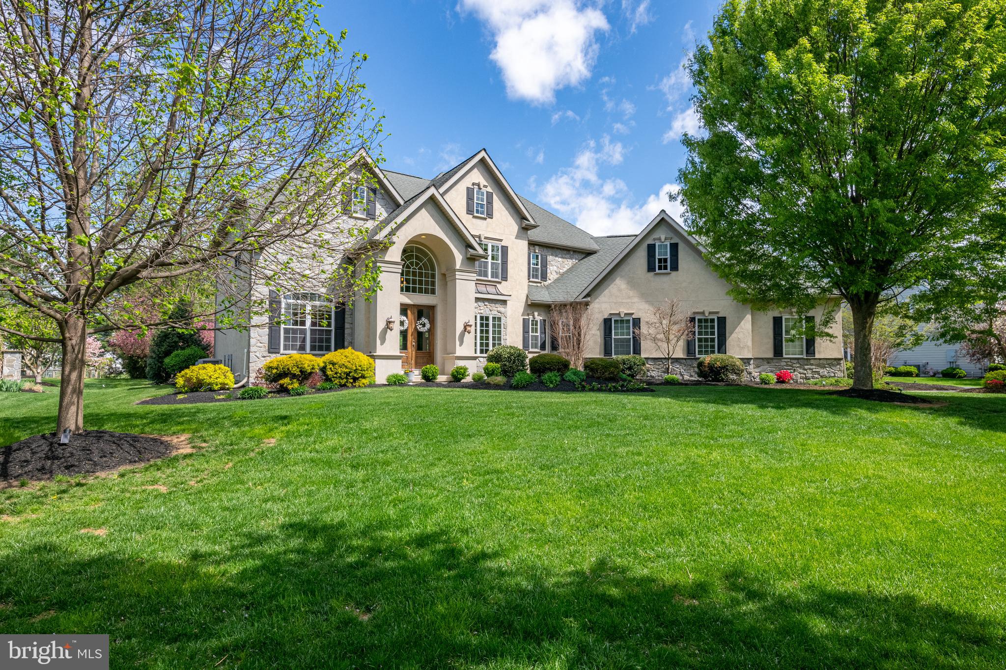 315 Sarsen Drive Lititz, PA 17543 - Photo 1 of 57 Stunning home in Stonehenge, Manheim Twp