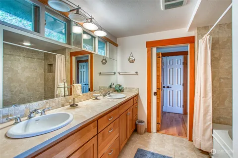 $2,250,000 | 86 Shag Rock Lane, Orcas Island, WA 98280