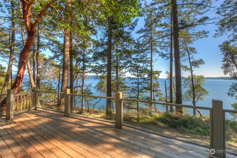 $2,250,000 | 86 Shag Rock Lane, Orcas Island, WA 98280