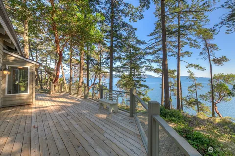 $2,250,000 | 86 Shag Rock Lane, Orcas Island, WA 98280