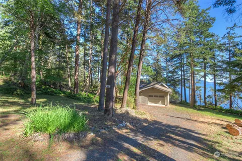 $2,250,000 | 86 Shag Rock Lane, Orcas Island, WA 98280