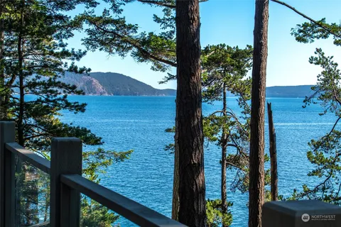 $2,250,000 | 86 Shag Rock Lane, Orcas Island, WA 98280