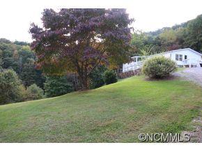 292 Roberts Mountain Road Clyde, NC 28721 - Photo 2 of 18
