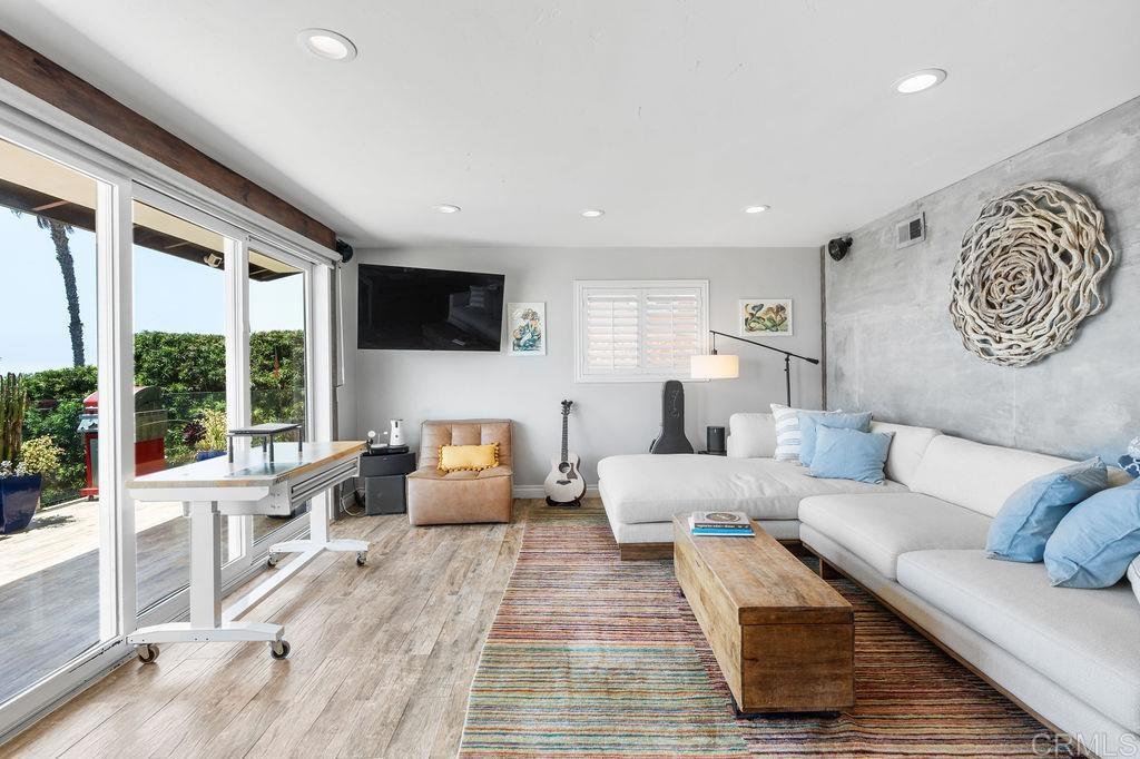 837 Dewitt Avenue Encinitas, CA 92024 - Photo 6 of 21