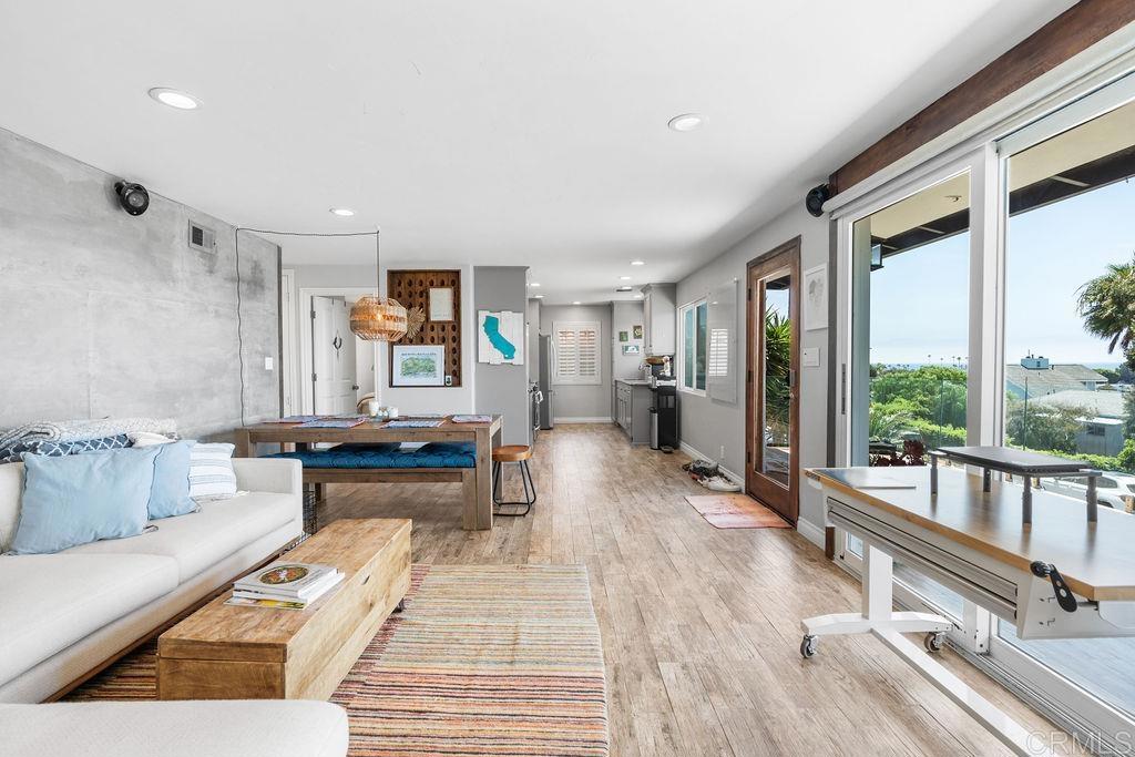 837 Dewitt Avenue Encinitas, CA 92024 - Photo 9 of 21