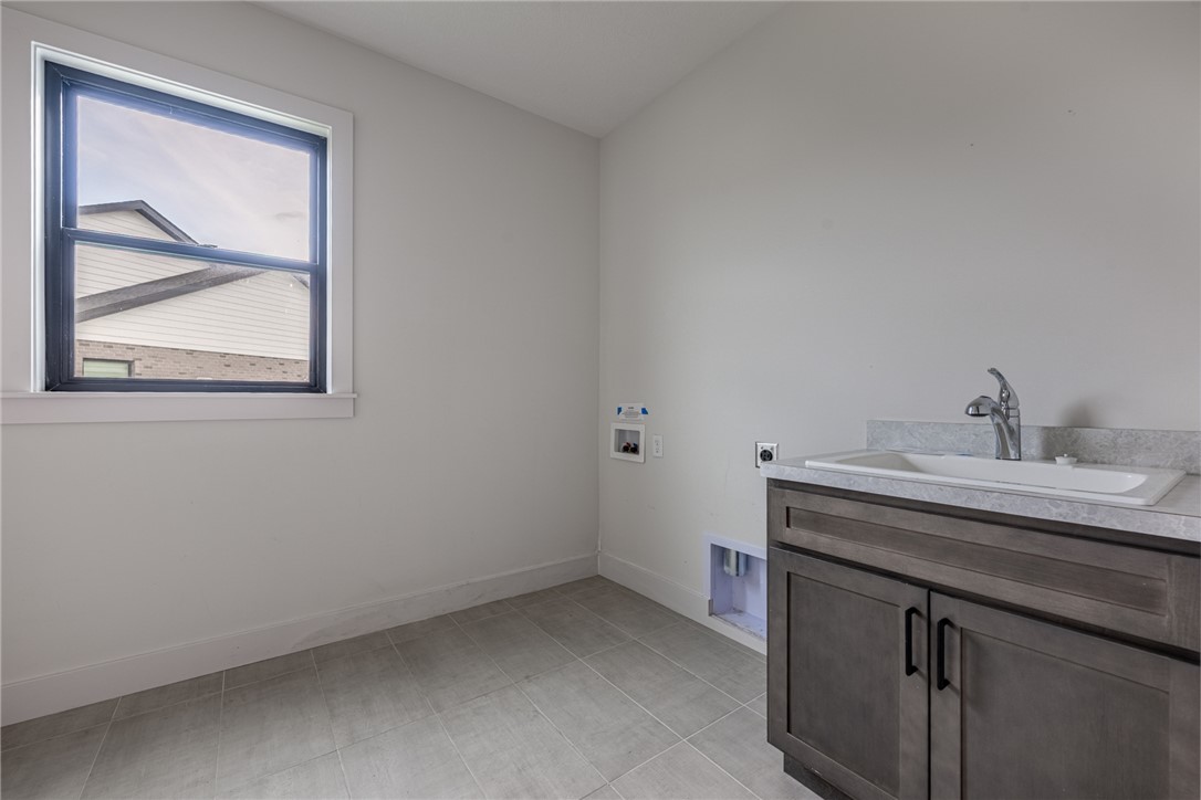 1264 Normandy Rue Dayton, OH 45458 - Photo 24 of 54
