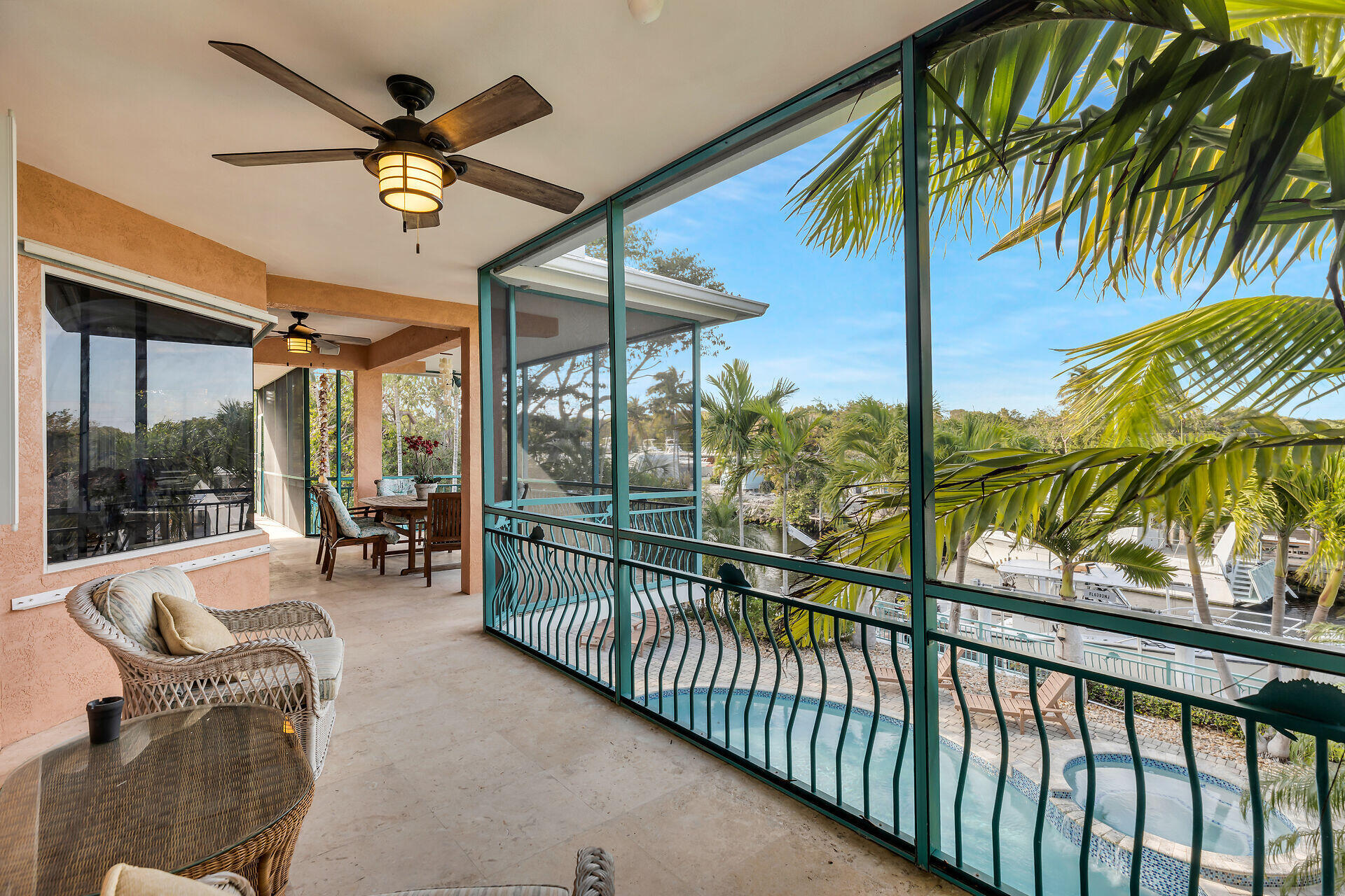 10 South Exuma Road Key Largo, FL 33037 - Photo 28 of 47 a view of a patio with a table and chairs