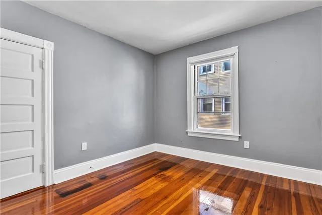 $2,000 | 266 Sayles Avenue, Unit 2, Pawtucket, RI 02860