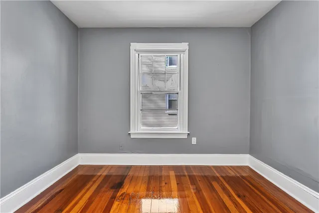 $2,000 | 266 Sayles Avenue, Unit 2, Pawtucket, RI 02860