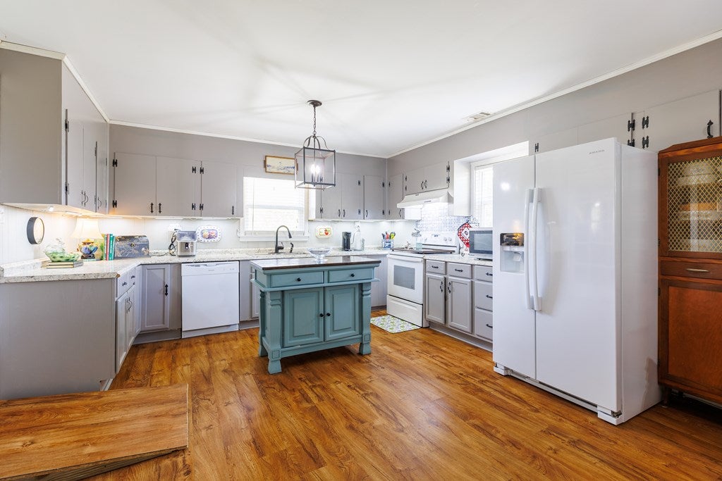 187 Jefferson Road Adel, GA 31620 - Photo 11 of 41 Gallery Image 11