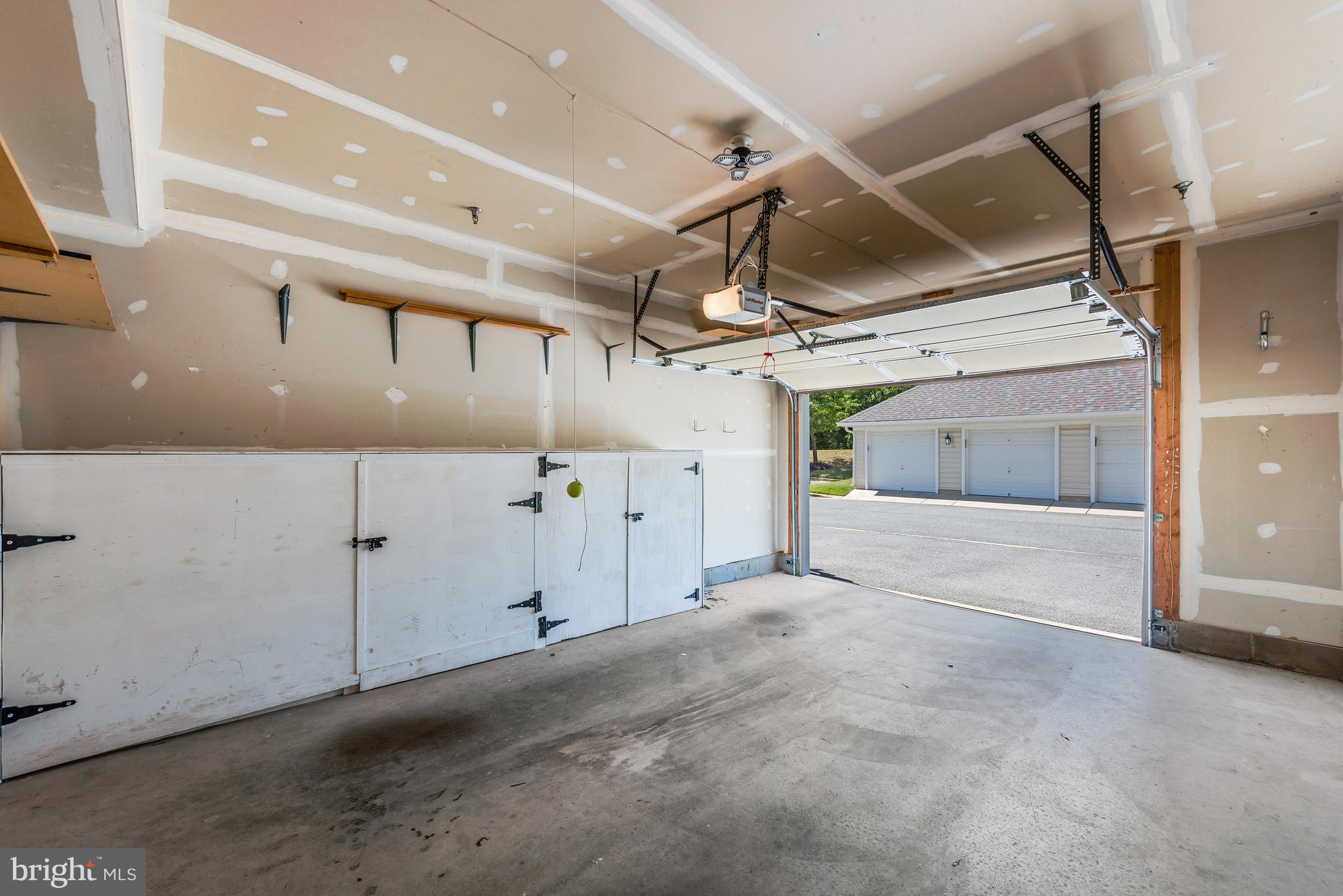 8600 Roaming Ridge Way, Unit 106 Odenton, MD 21113 - Photo 33 of 52