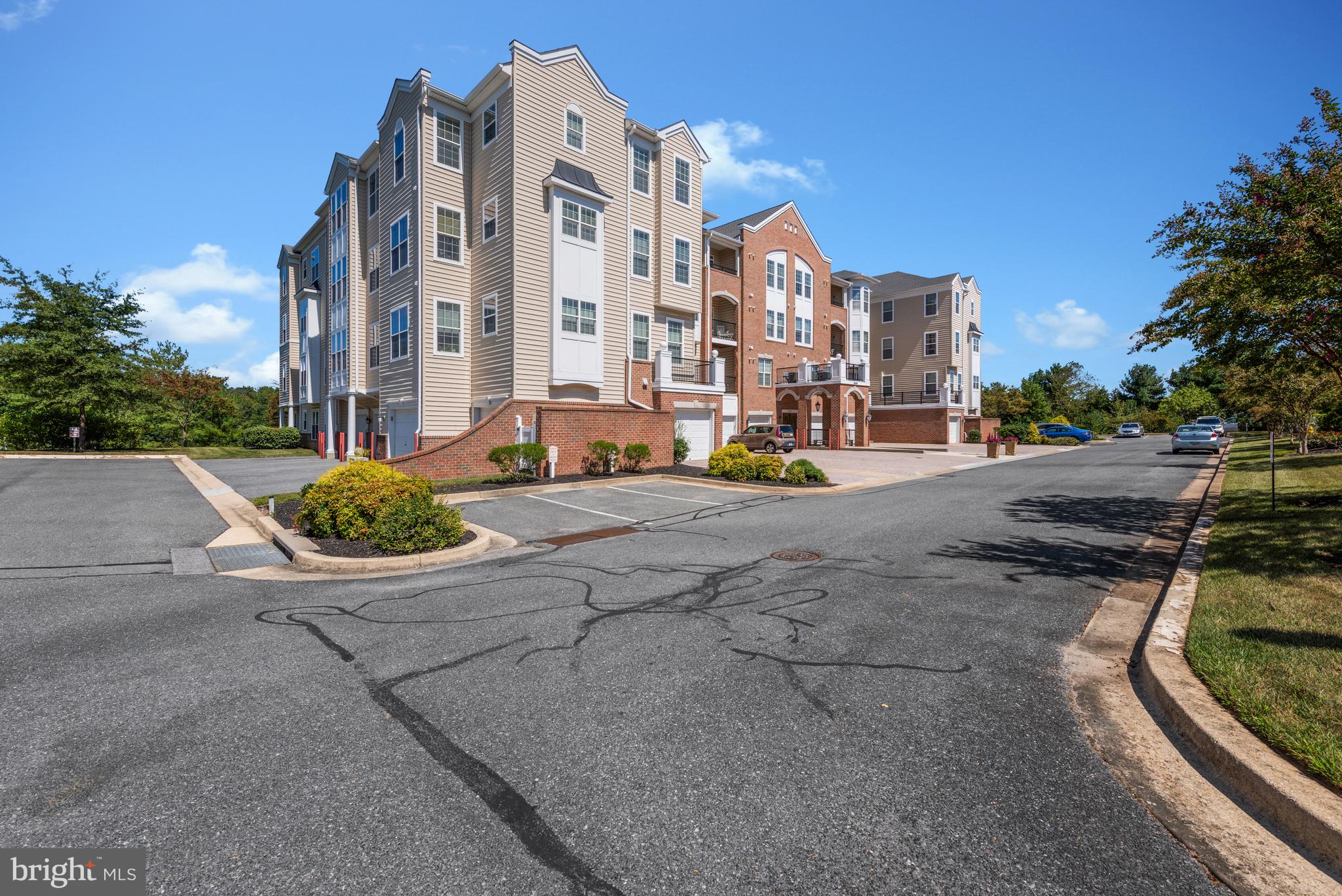 8600 Roaming Ridge Way, Unit 106 Odenton, MD 21113 - Photo 52 of 52 Side view of Building 8600 Roaming Ridge Way