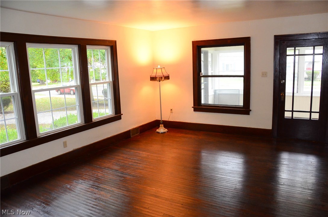 57 Canton Road Akron, OH 44312 - Photo 10 of 35 Gallery Image 10