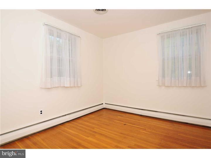 175 Dayleview Road Berwyn, PA 19312 - Photo 20 of 25 Bedroom 3